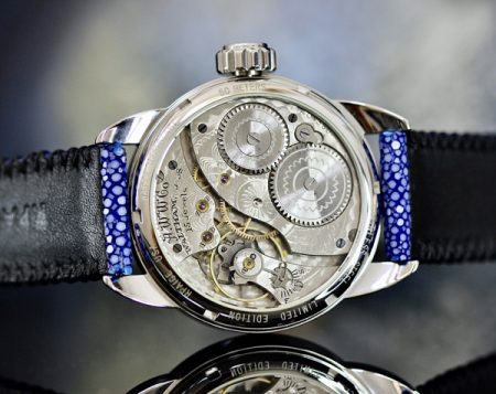 Classic Antique Enamel Dial with Arabic Numbers - Image 3