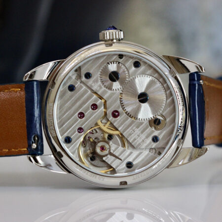 Beautiful Blue Carbon Fiber Dial - Image 4